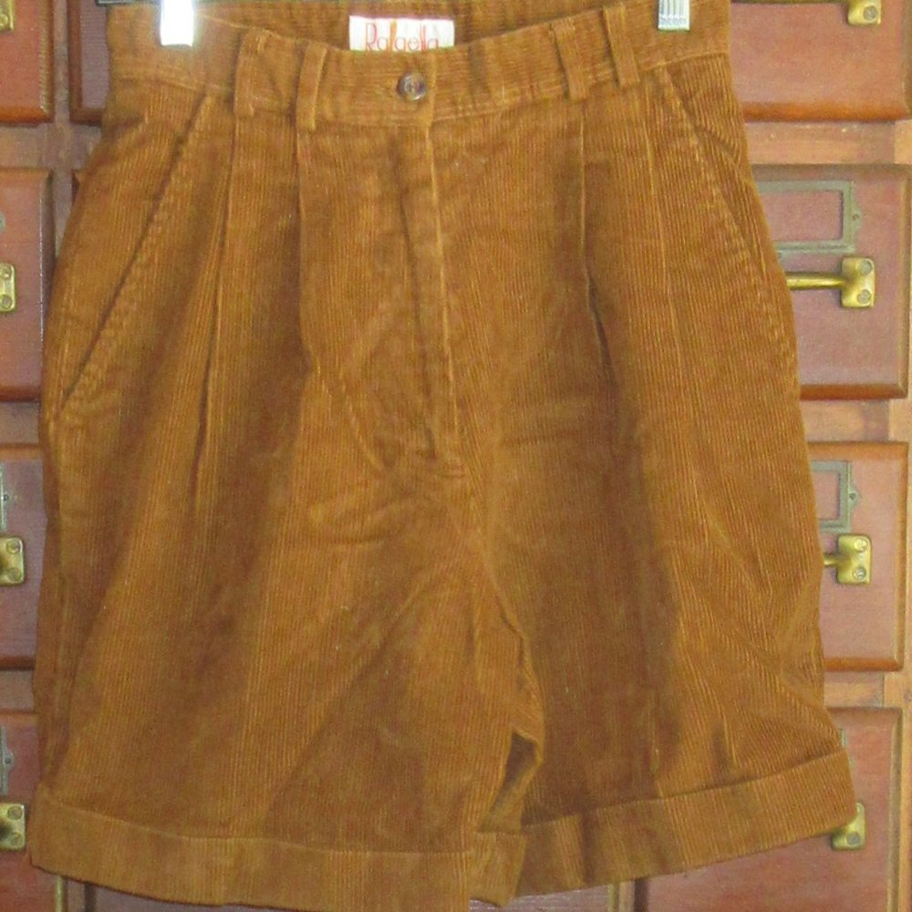 Cuffed Brown Corduroy Shorts Size 8 RAFAELLA
